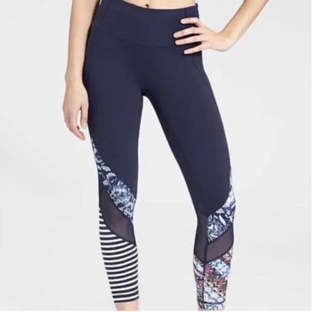 Athleta | 7/8 Salutation Mesh Legging